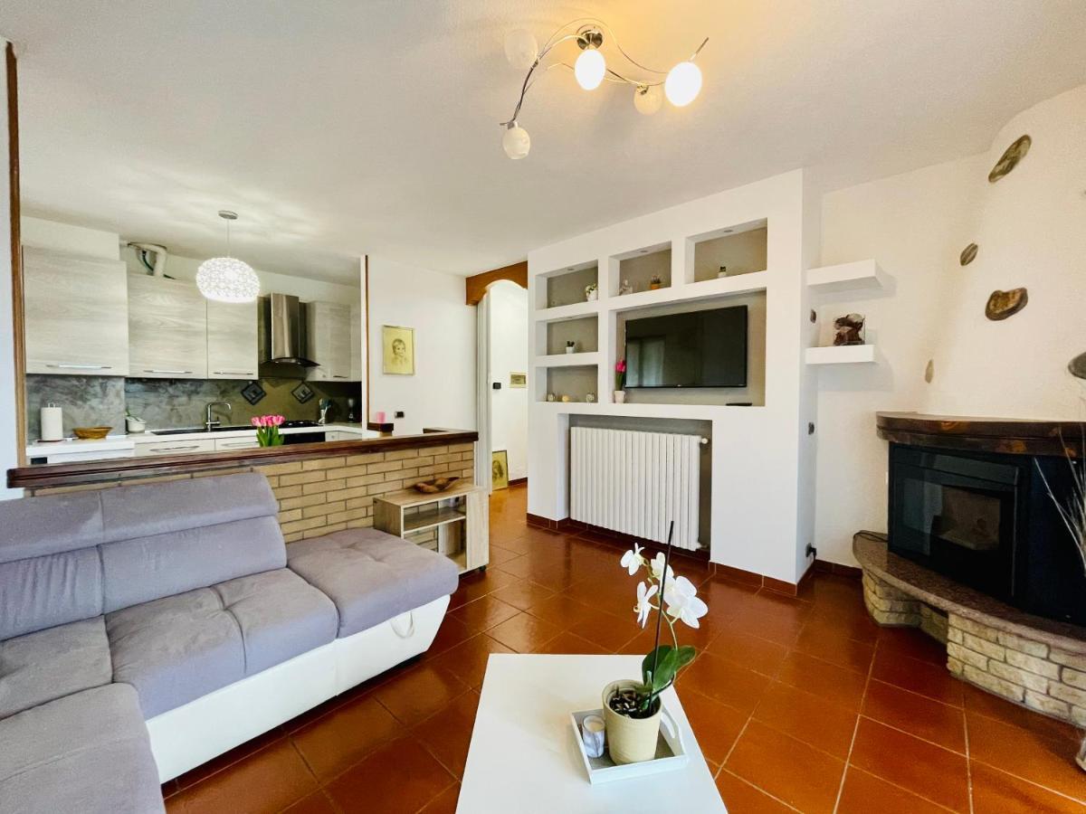 Casa Levante 4 Apartment กันโนบีโอ ภายนอก รูปภาพ