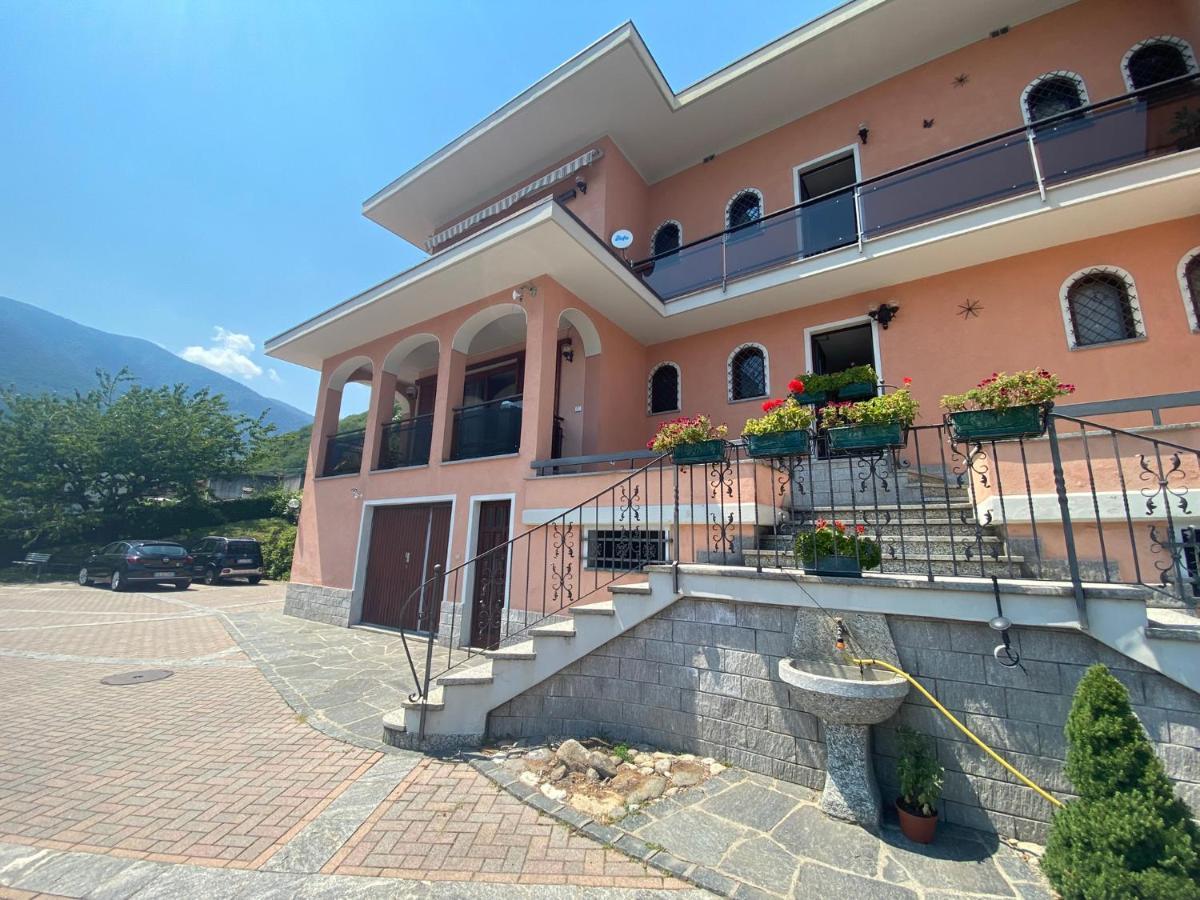 Casa Levante 4 Apartment กันโนบีโอ ภายนอก รูปภาพ